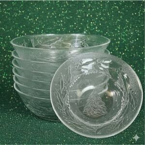 Set of 7 Vintage Arcoroc Holly Tree Tannenbaum Embossed Glass Christmas Bowls
